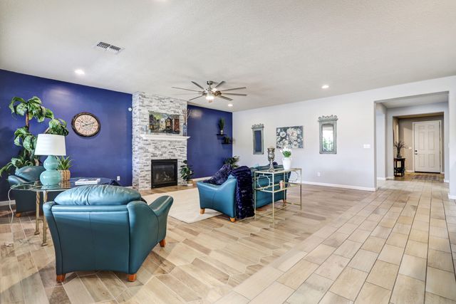 4920 Calle Espana NW, Albuquerque, NM 87120