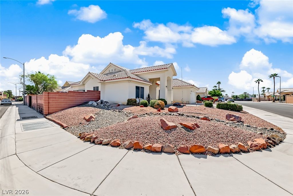 5616 Sligo Street, Las Vegas, NV 89130 — photo 2