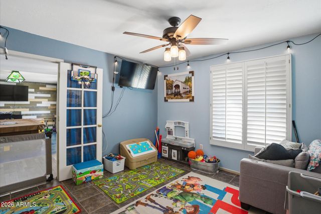 2222 W MAPLE Drive, Phoenix, AZ 85027