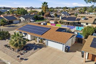 2222 W MAPLE Drive, Phoenix, AZ 85027