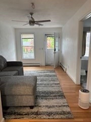 26 High St A, Millbury, MA 01527