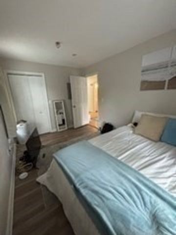 26 High St A, Millbury, MA 01527