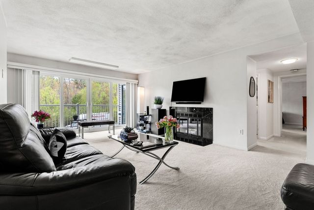 1100 Salem 65, Lynnfield, MA 01940