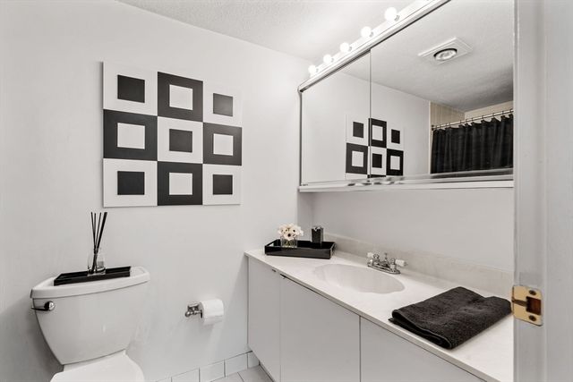 1100 Salem 65, Lynnfield, MA 01940