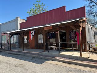 132 N Lee, Fort Gibson, OK 74434