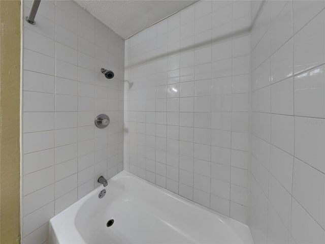 8403 LIBBY LANE, Tampa, FL 33619