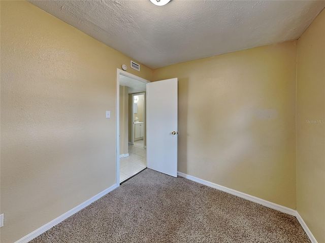 8403 LIBBY LANE, Tampa, FL 33619