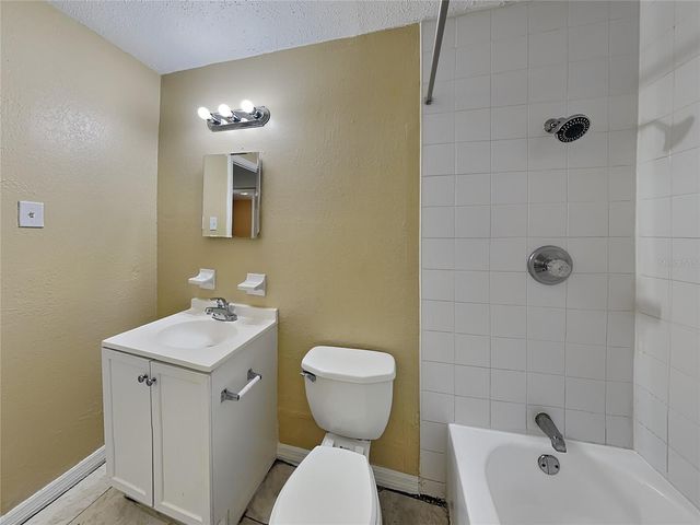 8403 LIBBY LANE, Tampa, FL 33619