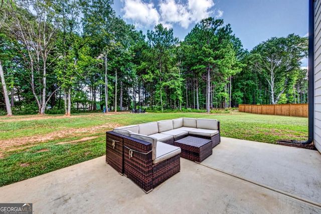 261 Breckens Way, Statham, GA 30666
