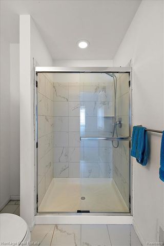 3741 W Madison Avenue, Lake Orion, MI 48359