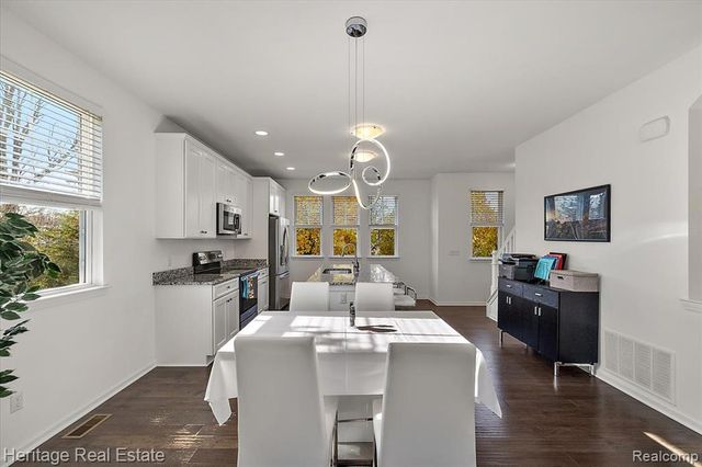 3741 W Madison Avenue, Lake Orion, MI 48359