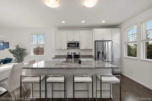 3741 W Madison Avenue, Lake Orion, MI 48359