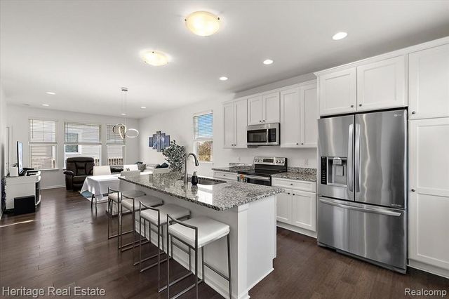 3741 W Madison Avenue, Lake Orion, MI 48359