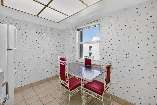 1069 Hillsboro Mile 802, Hillsboro Beach, FL 33062