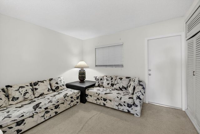 1069 Hillsboro Mile 802, Hillsboro Beach, FL 33062