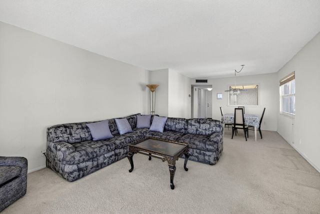 1069 Hillsboro Mile 802, Hillsboro Beach, FL 33062