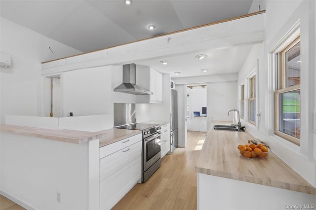 461 White Schoolhouse, Rhinebeck, NY 12572