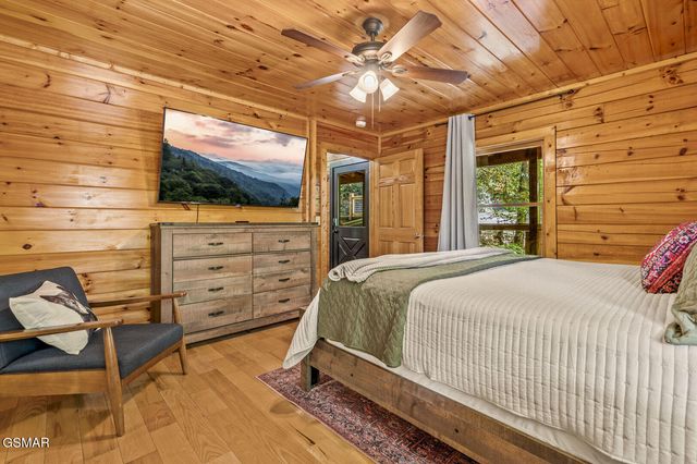 2157 Red Bud Road, Sevierville, TN 37876