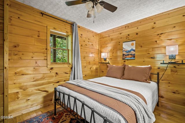 2157 Red Bud Road, Sevierville, TN 37876