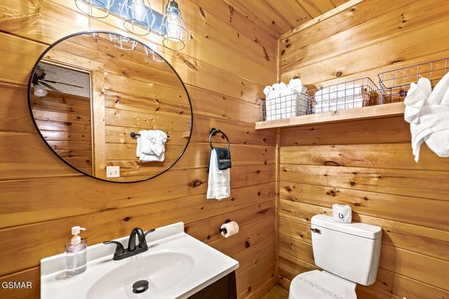 2157 Red Bud Road, Sevierville, TN 37876