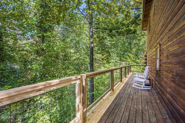 2157 Red Bud Road, Sevierville, TN 37876