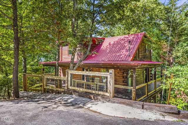 2157 Red Bud Road, Sevierville, TN 37876