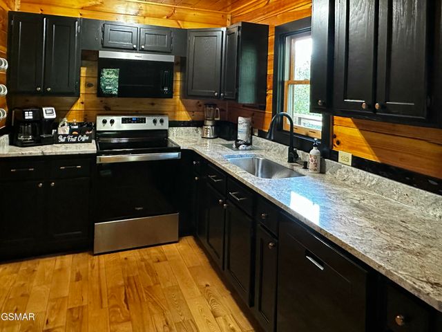 2157 Red Bud Road, Sevierville, TN 37876