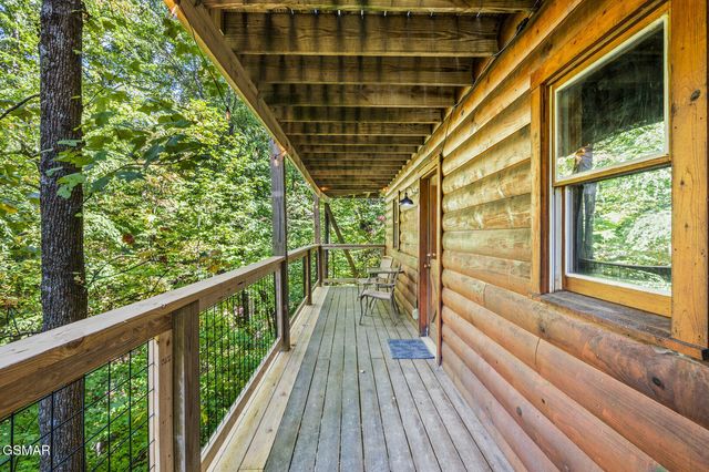 2157 Red Bud Road, Sevierville, TN 37876
