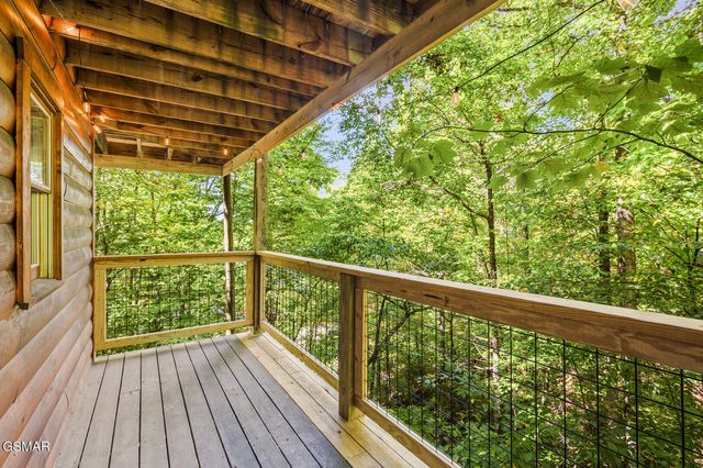 2157 Red Bud Road, Sevierville, TN 37876