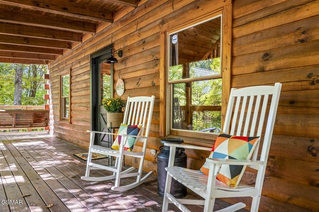 2157 Red Bud Road, Sevierville, TN 37876