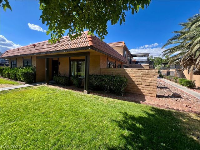 301 Misty Isle Lane A, Las Vegas, NV 89107