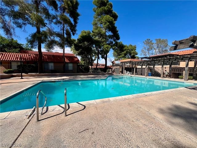 301 Misty Isle Lane A, Las Vegas, NV 89107