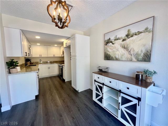 301 Misty Isle Lane A, Las Vegas, NV 89107