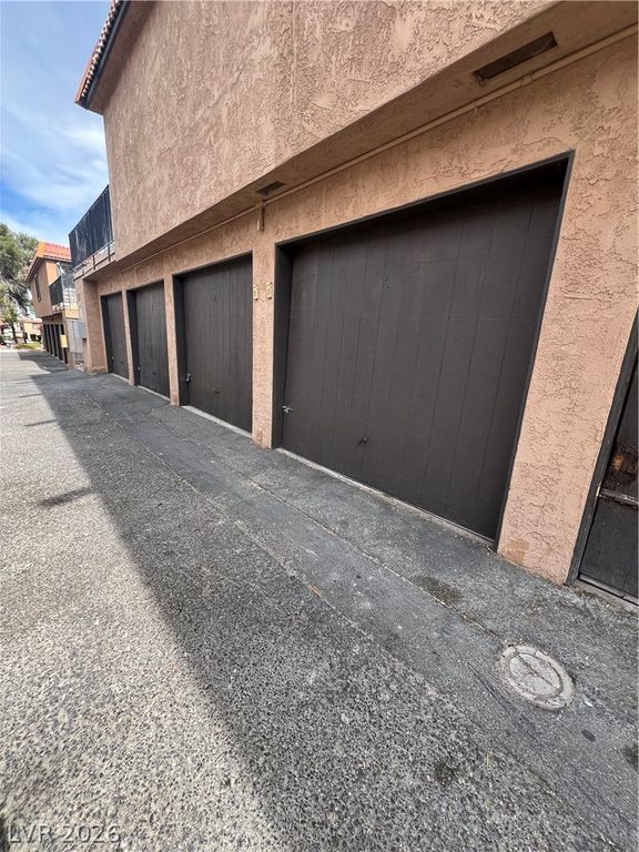 Image 16 of property listing at 301 Misty Isle Lane A, Las Vegas, NV 89107
