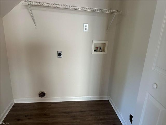 2416 Casey CT, Virginia Beach, VA 23454