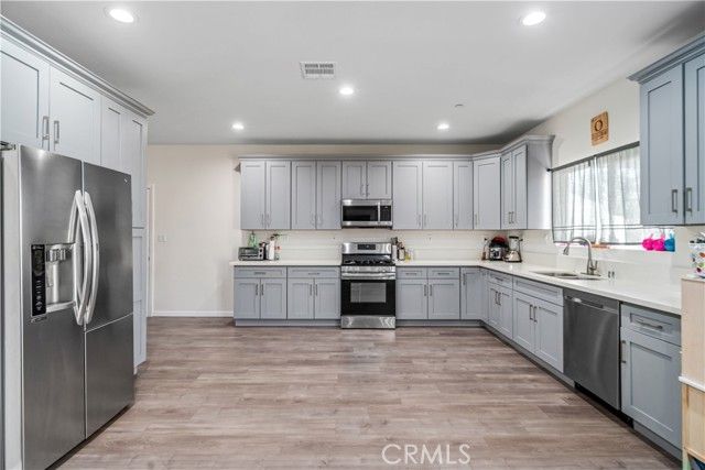 10121 Margery Avenue, California City, CA 93505