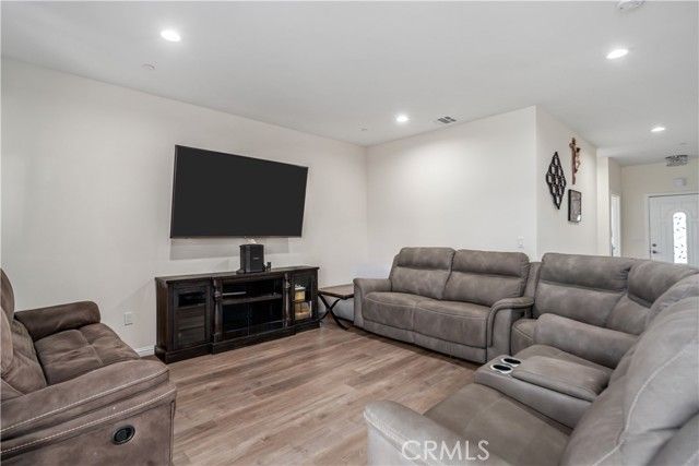 10121 Margery Avenue, California City, CA 93505