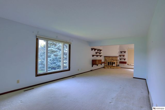 1026 Jones Drive, Fremont, NE 68025