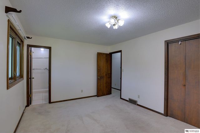 1026 Jones Drive, Fremont, NE 68025
