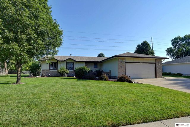 1026 Jones Drive, Fremont, NE 68025