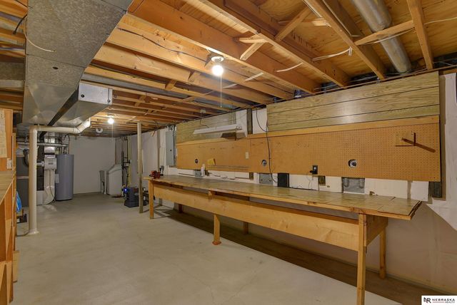 1026 Jones Drive, Fremont, NE 68025