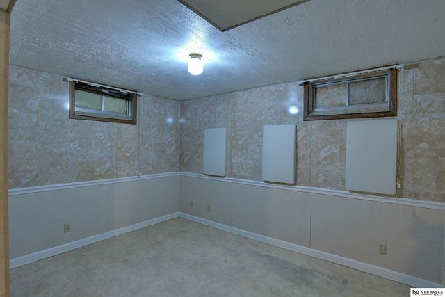 1026 Jones Drive, Fremont, NE 68025
