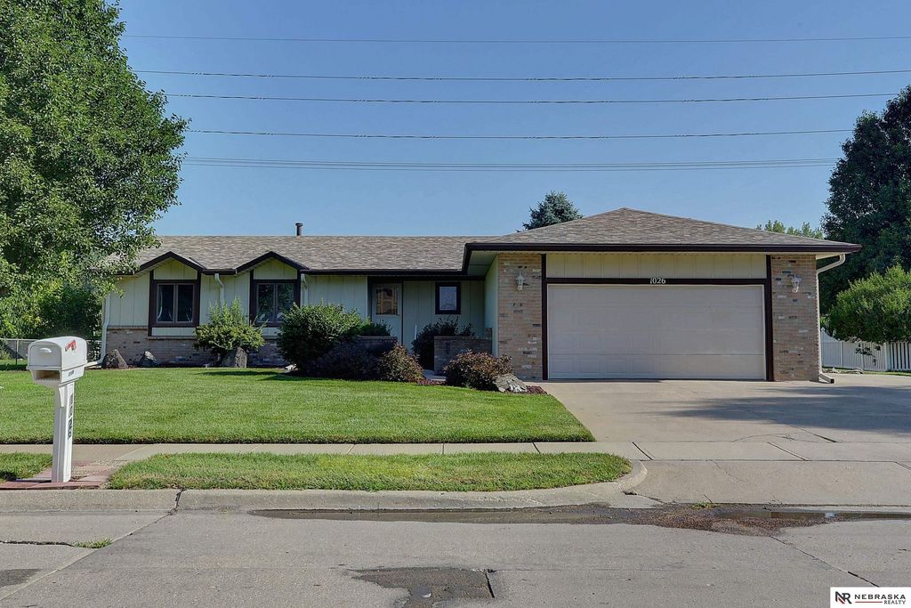 1026 Jones Drive, Fremont, NE 68025