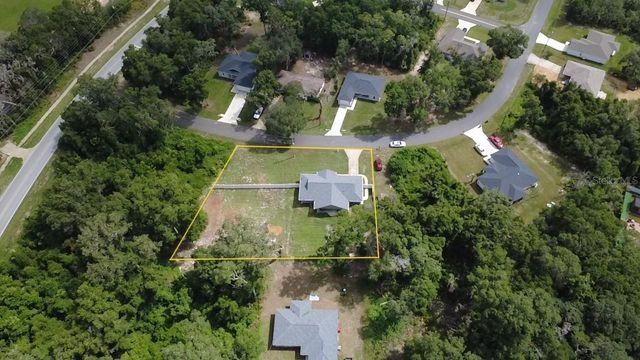 10 EMERALD TRAIL, Ocala, FL 34472