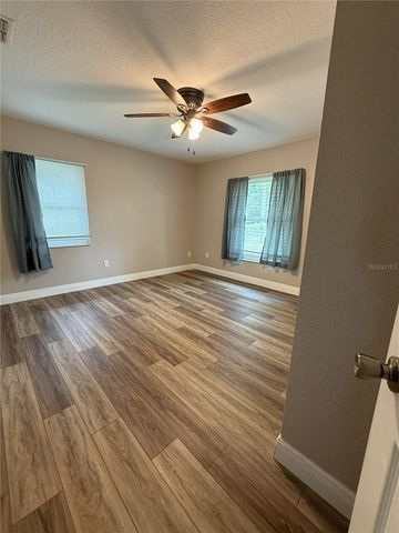 10 EMERALD TRAIL, Ocala, FL 34472