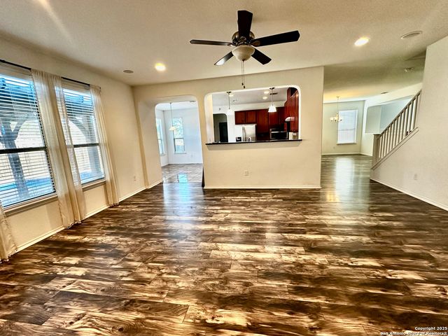 13739 Sungrove, San Antonio, TX 78245