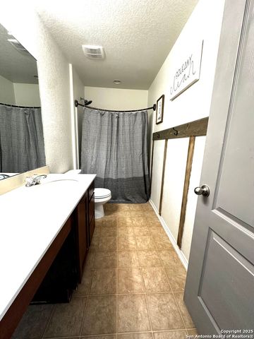 13739 Sungrove, San Antonio, TX 78245