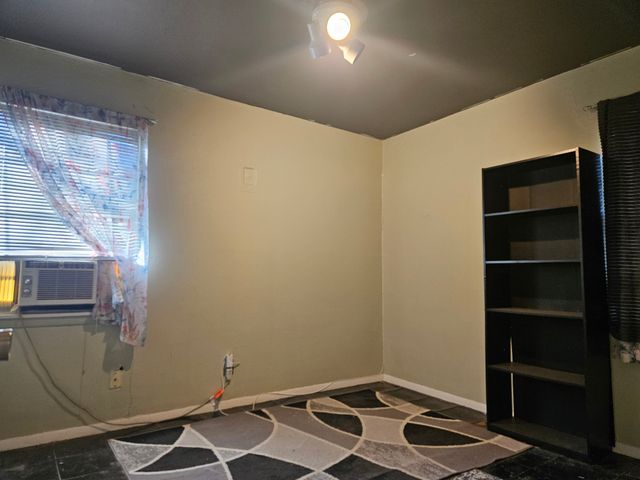 2907 Elm Park, Richland Hills, TX 76118