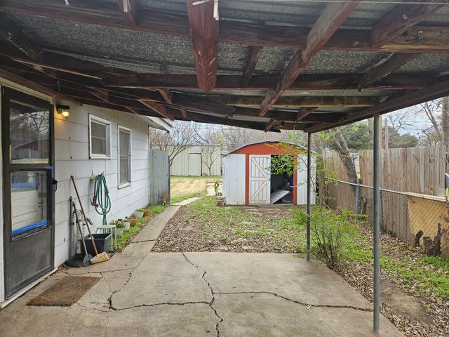 2907 Elm Park, Richland Hills, TX 76118