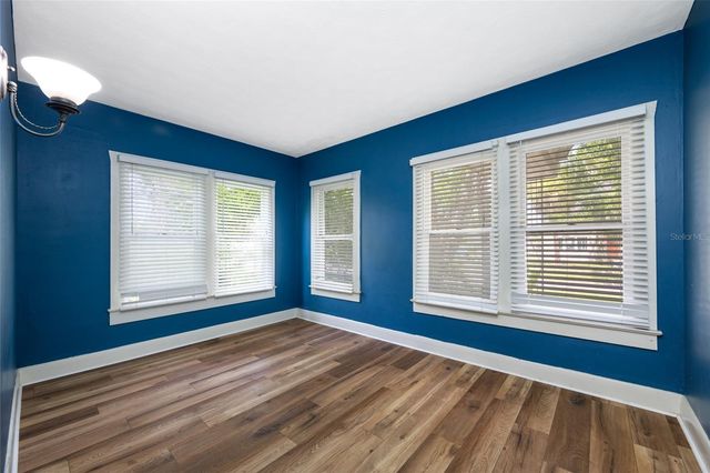 2208 N LINCOLN AVENUE, Tampa, FL 33607